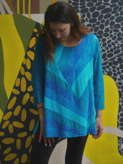 Blauwe blouse lijnen - Liz